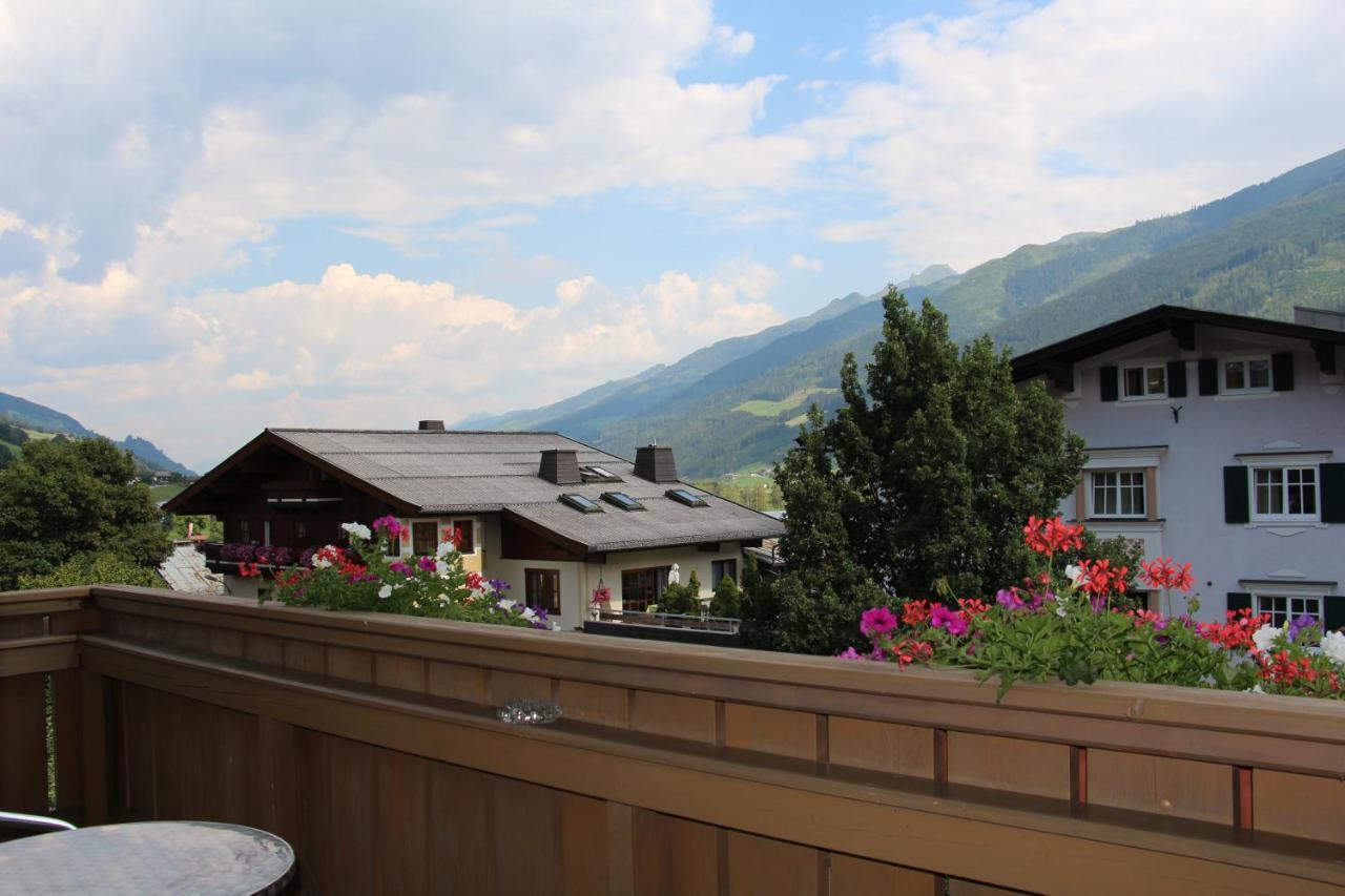 Hotel In The Heart Of The Alps Uttendorf Exterior photo